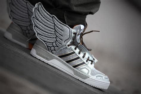 jeremy scott adidas wings